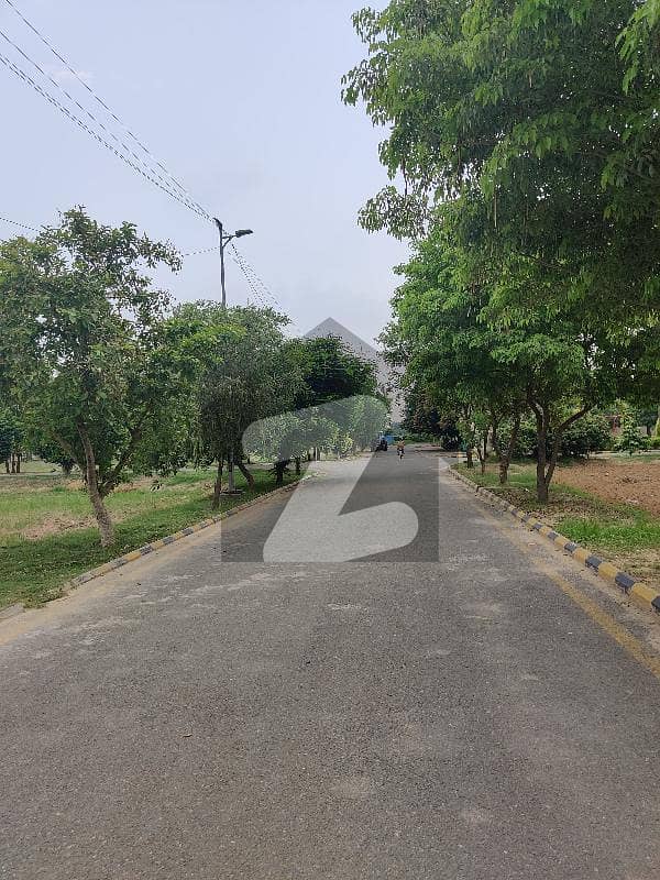 Ready To Buy A Residential Plot 10 Marla In Lahore