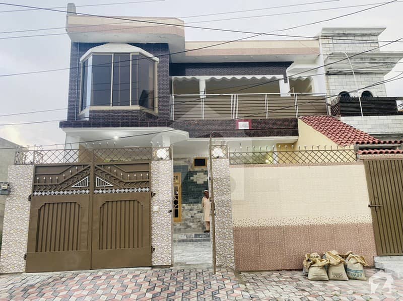 10 Marla Fresh Home For Sale In Shiekh Maltoon Town - Sector E , On Good Location