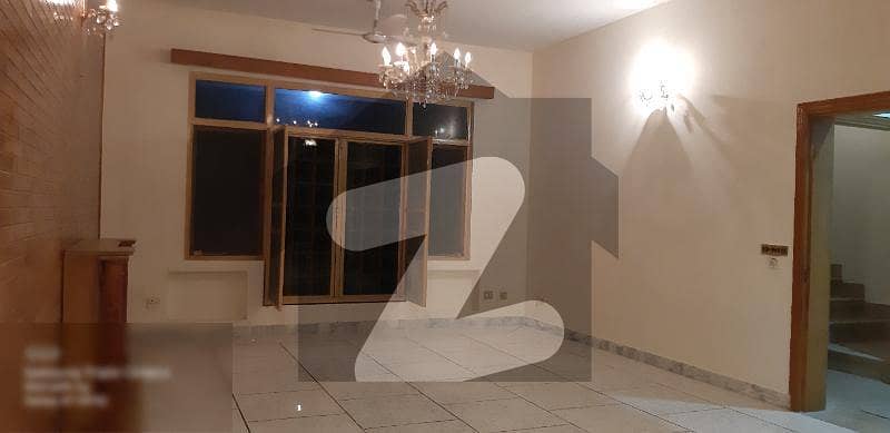 F-11 Double Storey House For Sale Good Location Near Park Markaz Margalla Facing