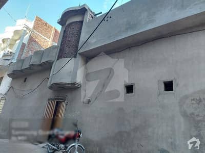 عالم چوک گوجرانوالہ میں 3 کمروں کا 5 مرلہ مکان 1.1 کروڑ میں برائے فروخت۔