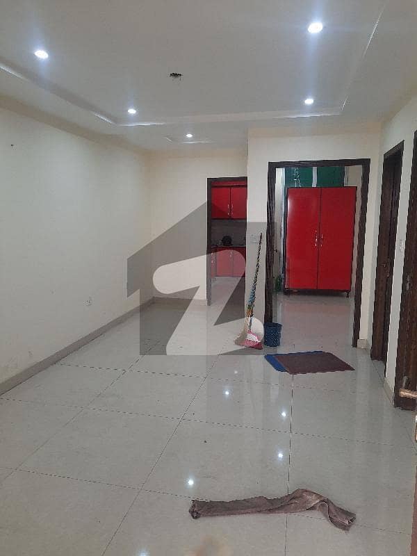 Office Space 4 Marla Plaza For Rent