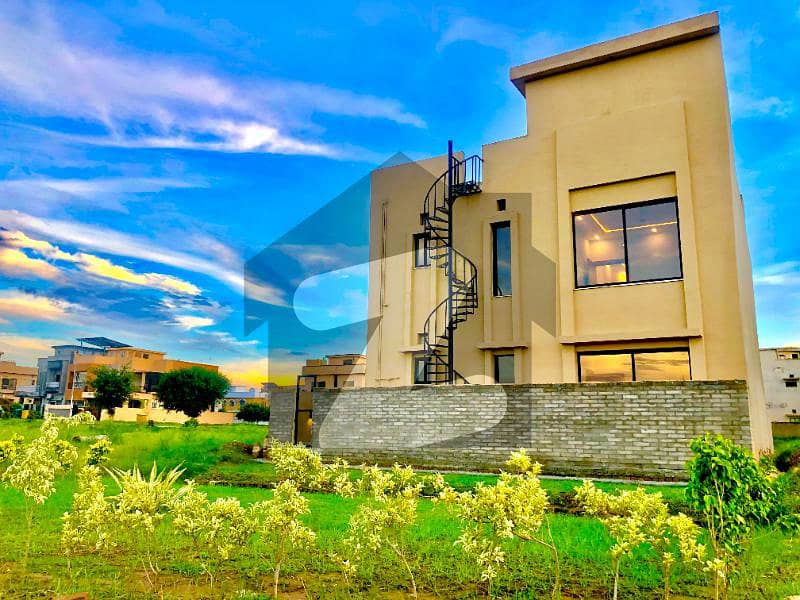 بحریہ ٹاؤن فیز 8 بحریہ ٹاؤن راولپنڈی راولپنڈی میں 4 کمروں کا 18 مرلہ مکان 3.1 کروڑ میں برائے فروخت۔