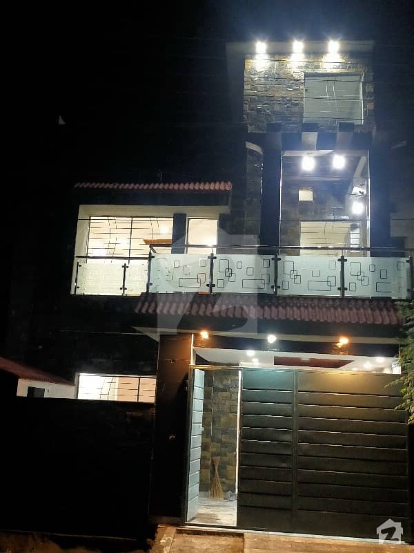 الحفیظ گارڈن جی ٹی روڈ لاہور میں 3 کمروں کا 5 مرلہ مکان 1.2 کروڑ میں برائے فروخت۔
