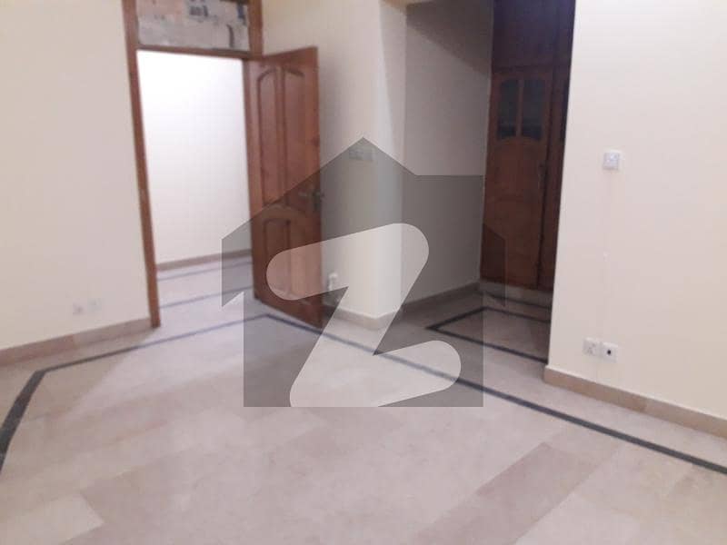 F-10 Double Storey House 4 Beds Rent 2 Lac