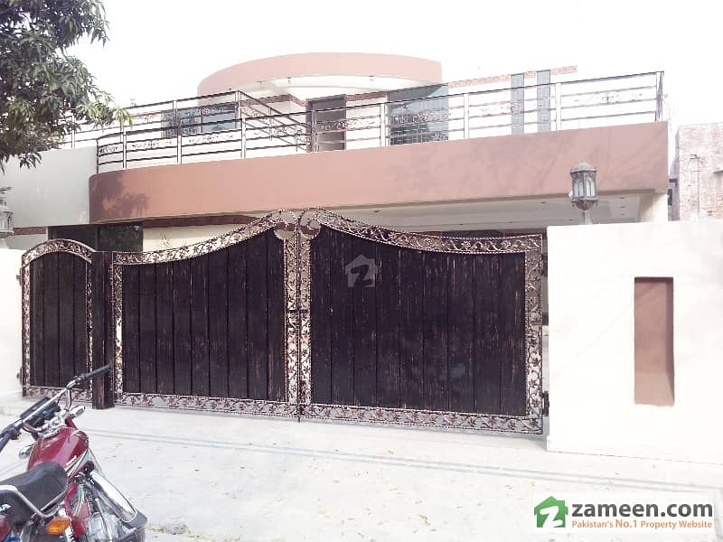 ڈی ایچ اے فیز 5 - بلاک جی فیز 5 ڈیفنس (ڈی ایچ اے) لاہور میں 6 کمروں کا 1 کنال مکان 3.55 کروڑ میں برائے فروخت۔