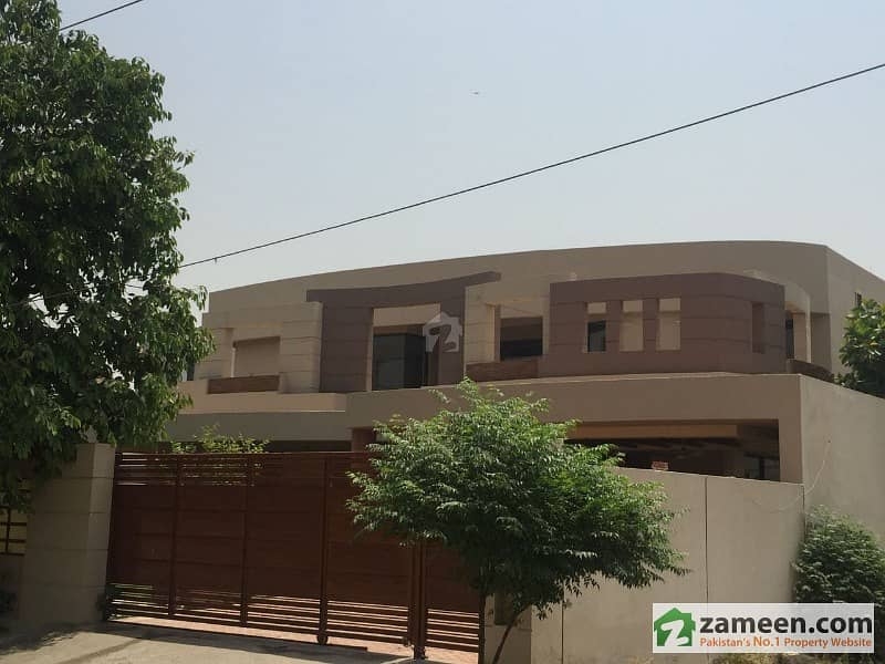 Two Kanal Double Storey 6 Bedroom Single Unit House For Rent In Nfc1