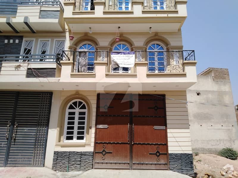 گلبرگ پشاور میں 3 کمروں کا 2 مرلہ مکان 90 لاکھ میں برائے فروخت۔