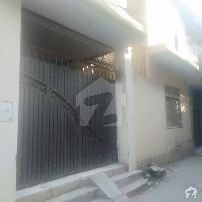 House Of 1125 Square Feet Available In Gulistan Chowk