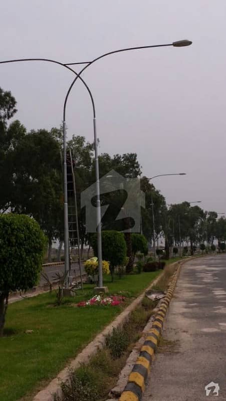 4 Marla Commercial Pair Plots 100ft Road Chinar Bagh