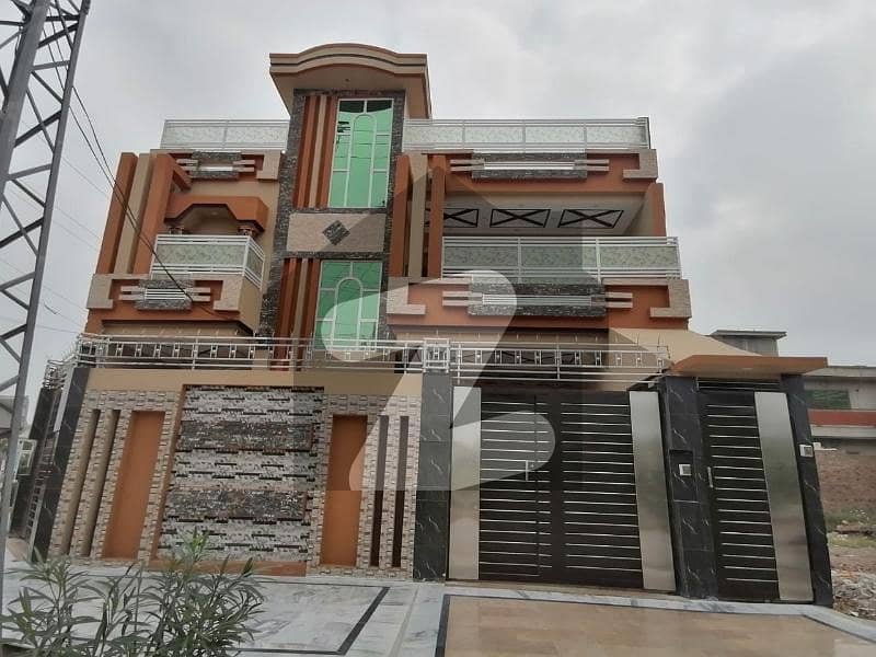 10 Marla Vip House For Sale In Hayatabad Phase 7 E7 Good Location