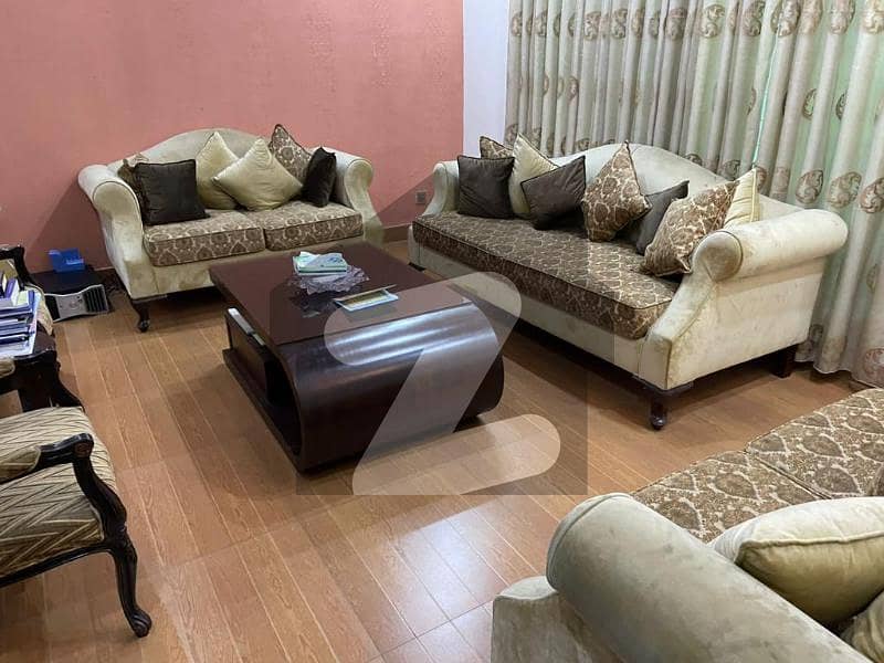 10 Marla Stunning House With Basement & Registry For Sale In Paragon City