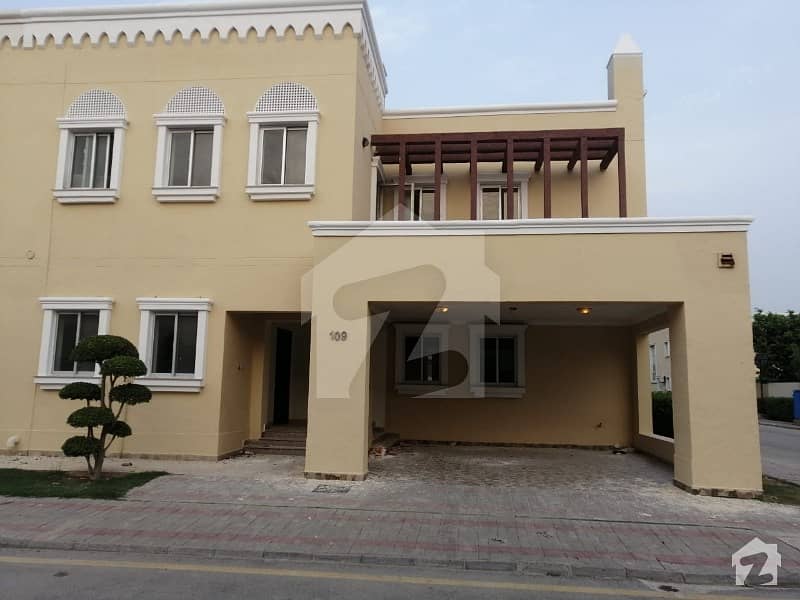 20 Marla House Is Available With Lda Approved Near Gate In Central Block At Brilliant Location
