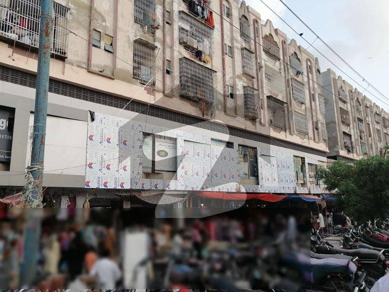 سخی حسن چورنگی کراچی میں 0.44 مرلہ دکان 60 لاکھ میں برائے فروخت۔