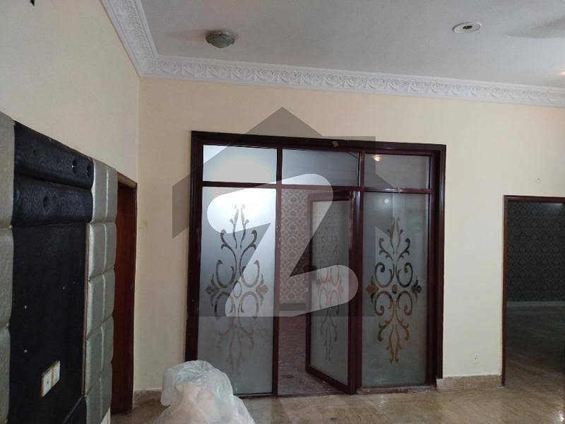 10 Marla Independent House Available For Rent In Karim block