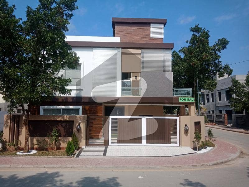 11 Marla Luxury House For Rent In Overseas A Block Bahria Town Lahore