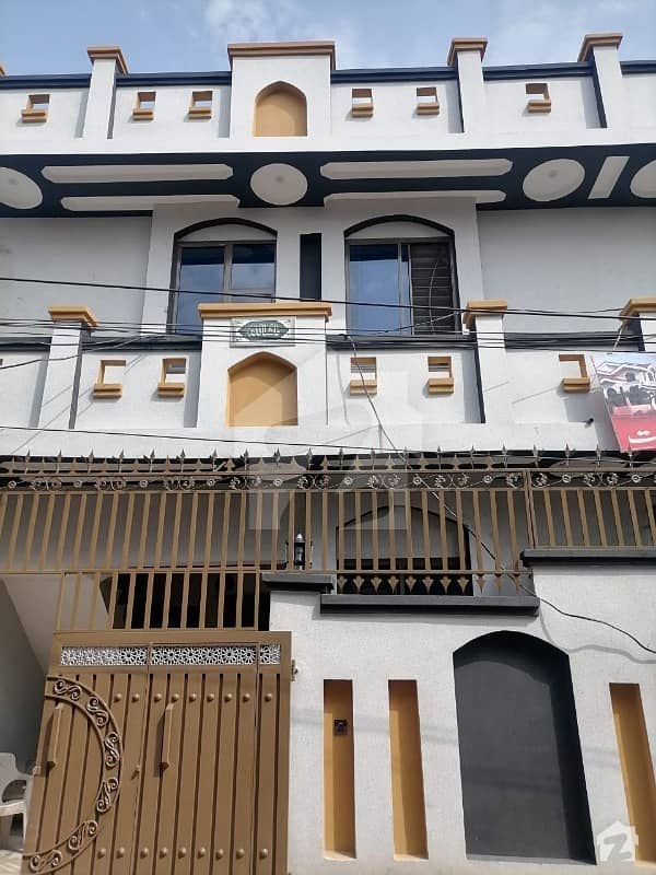 4.5  Marla  One And Half Storey House For Sell At  Wakeel Colony