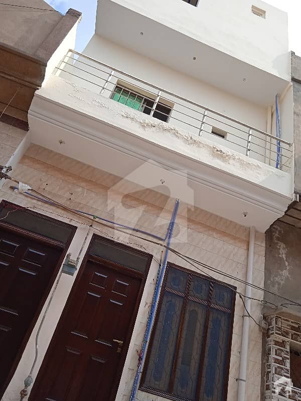 علی ہاؤسنگ کالونی فیصل آباد میں 6 کمروں کا 2 مرلہ مکان 55 لاکھ میں برائے فروخت۔