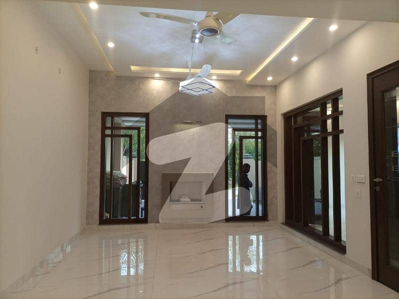 10 Marla Brand new House available for Rent in Phase 6