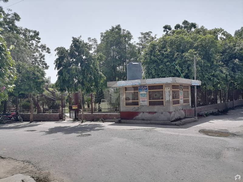 Dhakan Park Samanabad Park Facing House For Sale Samanabad, Faisalabad