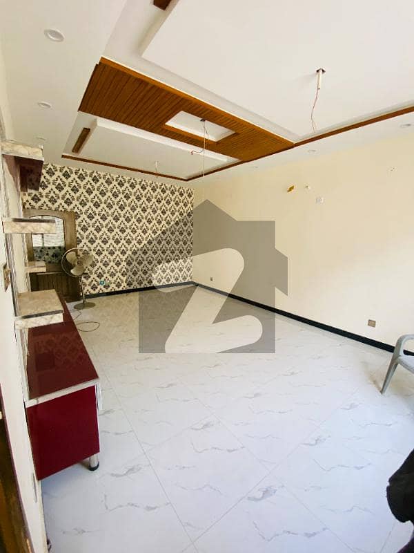 1 Kanal Portion At Best Location 3 Bed Room 3 Bathrooms 2 Car Parking