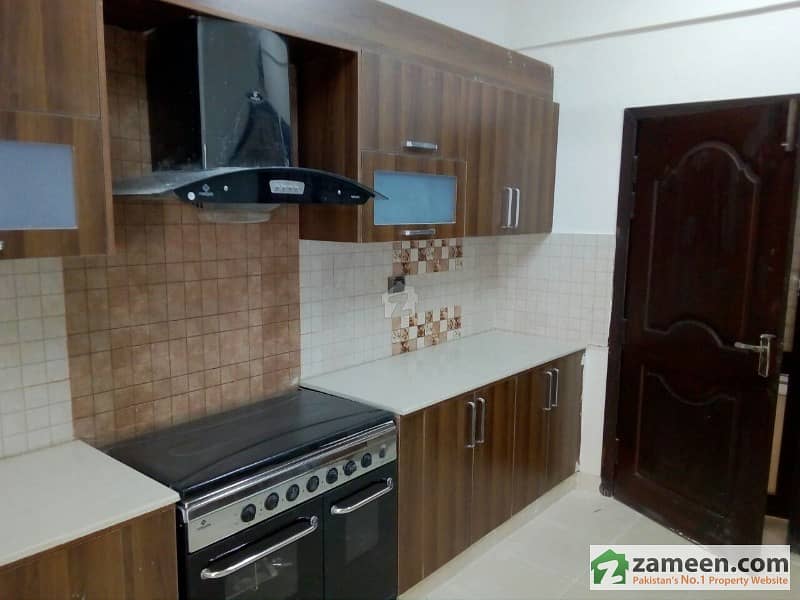 Luxurious Flat 3 Beds Available In Askari 4