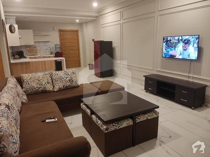 Fully Furnished Apartment With 1 Bedroom