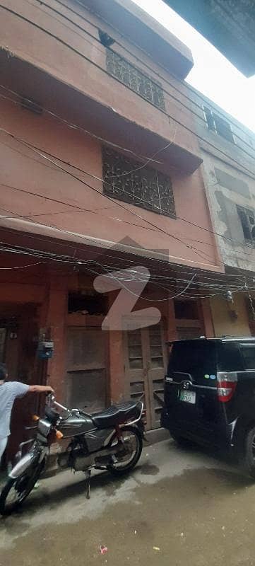 کاچھوپورہ لاہور میں 6 کمروں کا 4 مرلہ مکان 90 لاکھ میں برائے فروخت۔