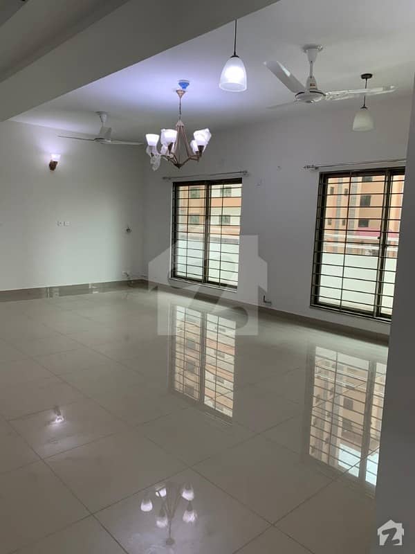 10 Marla Apartment Available For Rent In Askari 10 Sec F