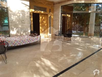 حیات آباد فیز 2 - جی2 حیات آباد فیز 2 حیات آباد پشاور میں 8 کمروں کا 2 کنال مکان 13.3 کروڑ میں برائے فروخت۔ حیات آباد فیز 2 - جی2 حیات آباد فیز 2 حیات آباد پشاور میں 8 کمروں کا 2 کنال مکان 13.3 کروڑ میں برائے فروخت۔
