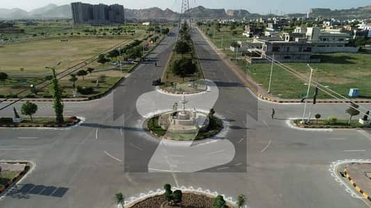 ایم پی سی ایچ ایس - بلاک ای ایم پی سی ایچ ایس ۔ ملٹی گارڈنز بی ۔ 17 اسلام آباد میں 1 کنال رہائشی پلاٹ 1.5 کروڑ میں برائے فروخت۔ ایم پی سی ایچ ایس - بلاک ای ایم پی سی ایچ ایس ۔ ملٹی گارڈنز بی ۔ 17 اسلام آباد میں 1 کنال رہائشی پلاٹ 1.5 کروڑ میں برائے فروخت۔