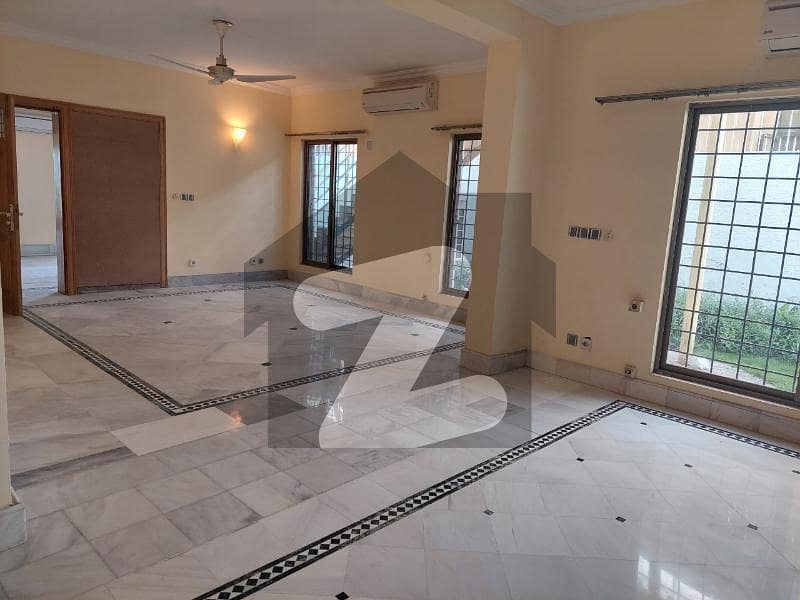 6 Beds Full House Available For Rent In Sector F-7, Islamabad.
