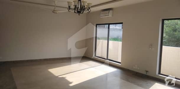 4500 Square Feet House In Dha Phase 2 - Sector H Commercial Area Is Available