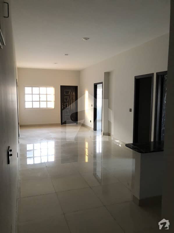 Brand New 3 Bedroom Plus Dinning Flat For Rent