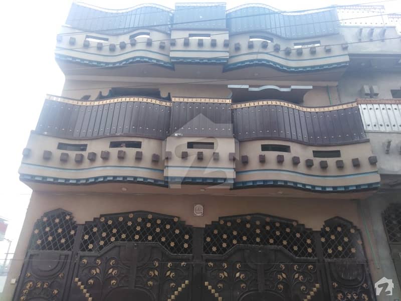 الحرم ماڈل ٹاؤن پشاور میں 7 کمروں کا 5 مرلہ مکان 1.37 کروڑ میں برائے فروخت۔