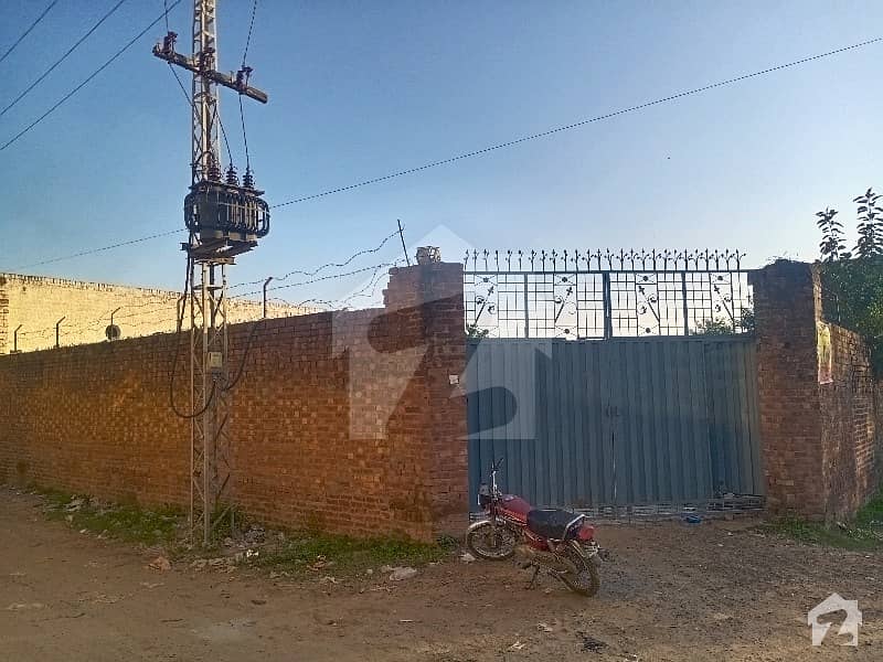 سگیاں والا بائی پاس روڈ لاہور میں 4.15 کنال فیکٹری 5.6 کروڑ میں برائے فروخت۔ سگیاں والا بائی پاس روڈ لاہور میں 4.15 کنال فیکٹری 5.6 کروڑ میں برائے فروخت۔