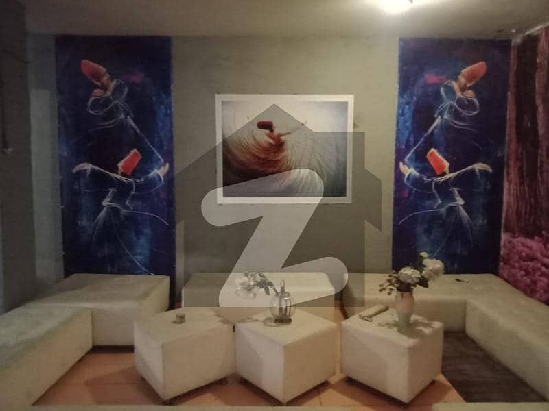 ڈی ایچ اے فیز 2 ڈیفنس (ڈی ایچ اے) لاہور میں 5 کمروں کا 1 کنال مکان 3.5 لاکھ میں کرایہ پر دستیاب ہے۔