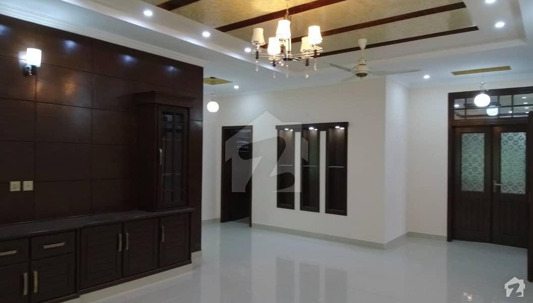 Ideal House In Islamabad Available For Rs 250,000