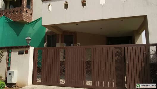 جی ۔ 13/4 جی ۔ 13 اسلام آباد میں 7 کمروں کا 14 مرلہ مکان 4.25 کروڑ میں برائے فروخت۔ جی ۔ 13/4 جی ۔ 13 اسلام آباد میں 7 کمروں کا 14 مرلہ مکان 4.25 کروڑ میں برائے فروخت۔