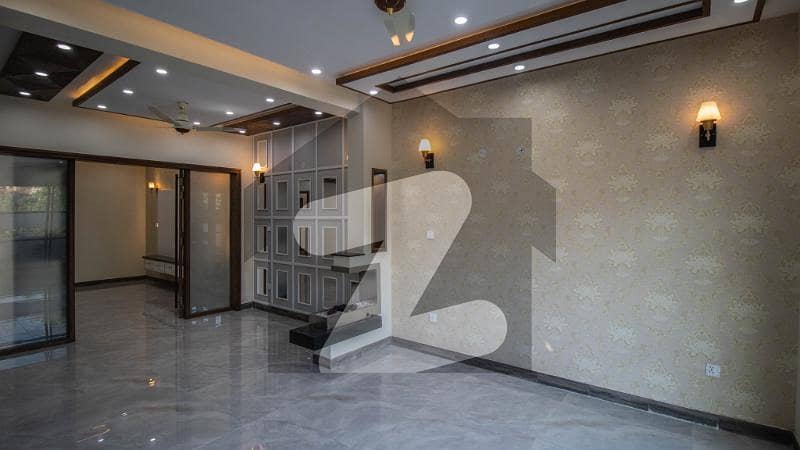 ایڈن سٹی ایڈن لاہور میں 4 کمروں کا 10 مرلہ مکان 2.5 کروڑ میں برائے فروخت۔
