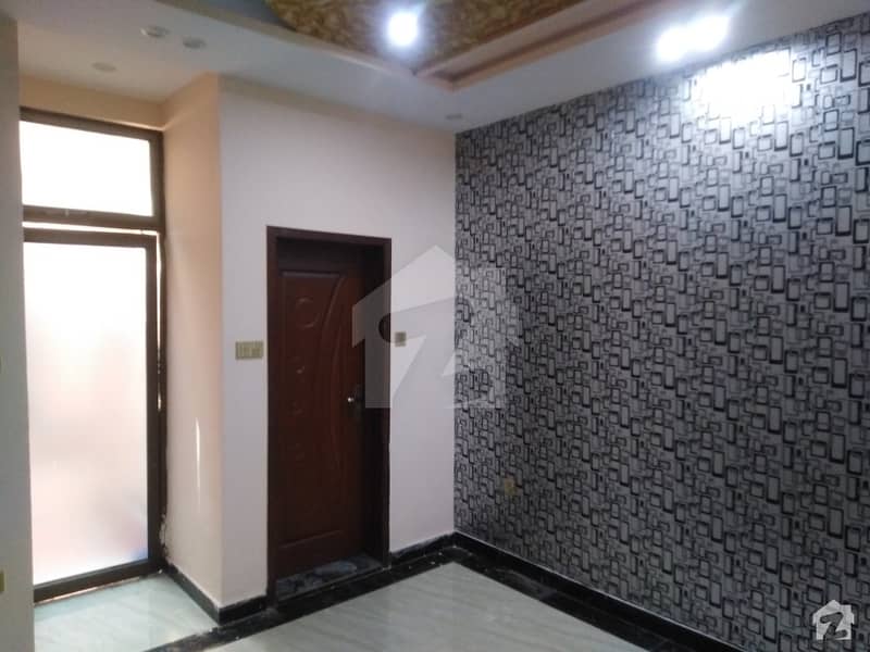 ریوینیو سوسائٹی لاہور میں 3 کمروں کا 4 مرلہ مکان 1.1 کروڑ میں برائے فروخت۔