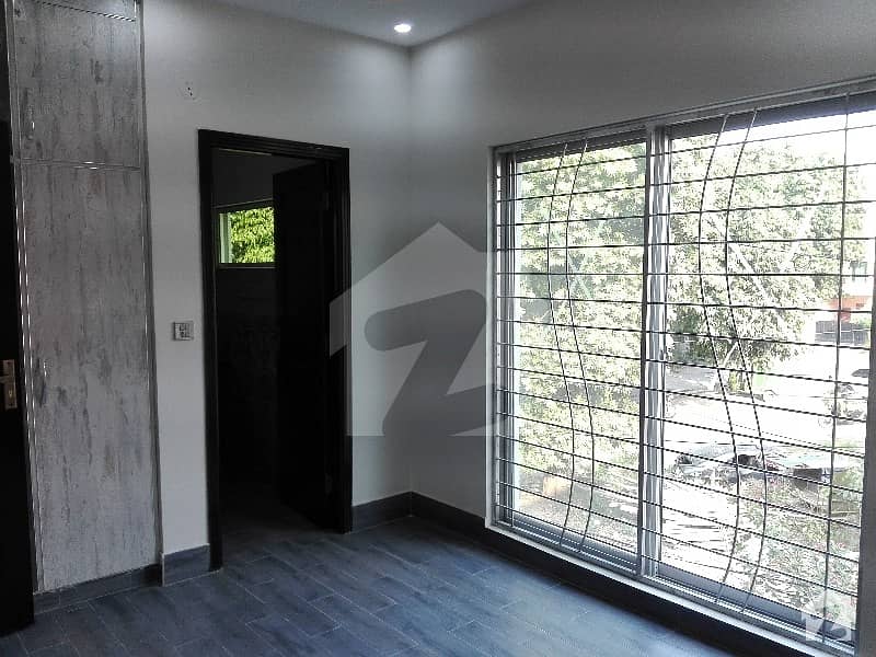 Portion For Rent Awt Phase 2
