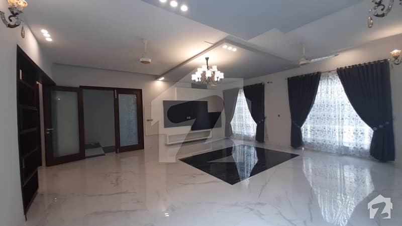 1 Kanal Upper Portion Is Available For Rent