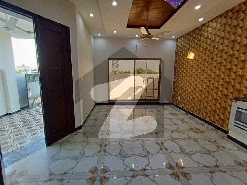 Brand New Luxury 5 Marla House For Sale