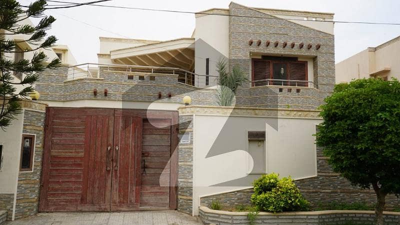 Fully Renovated 666 Yards House For Sale In Phase 6