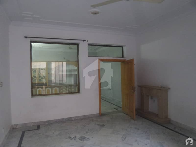 Upper Portion Of 3200 Square Feet Is Available For Rent In I-8, Islamabad