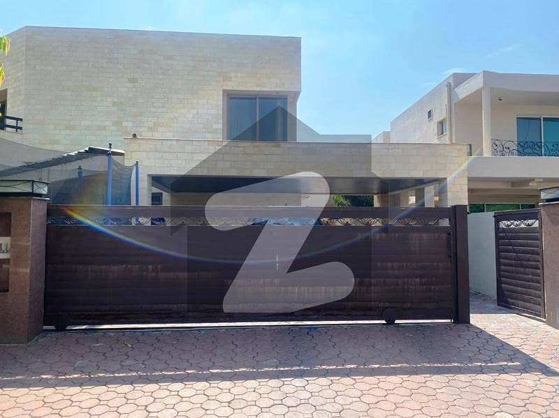 32 Marla Worth Seeing Bungalow On Top Location Of Sarwar Road Lahore Cantt For Sale