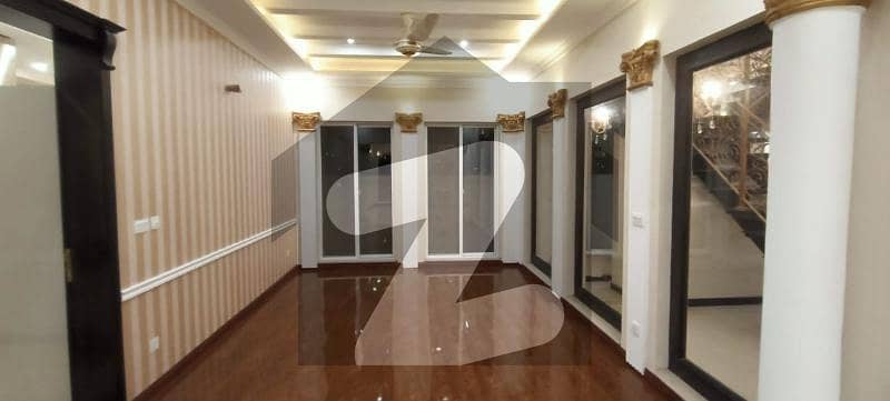 1 Kanal Luxury Brand New Bungalow For Sale