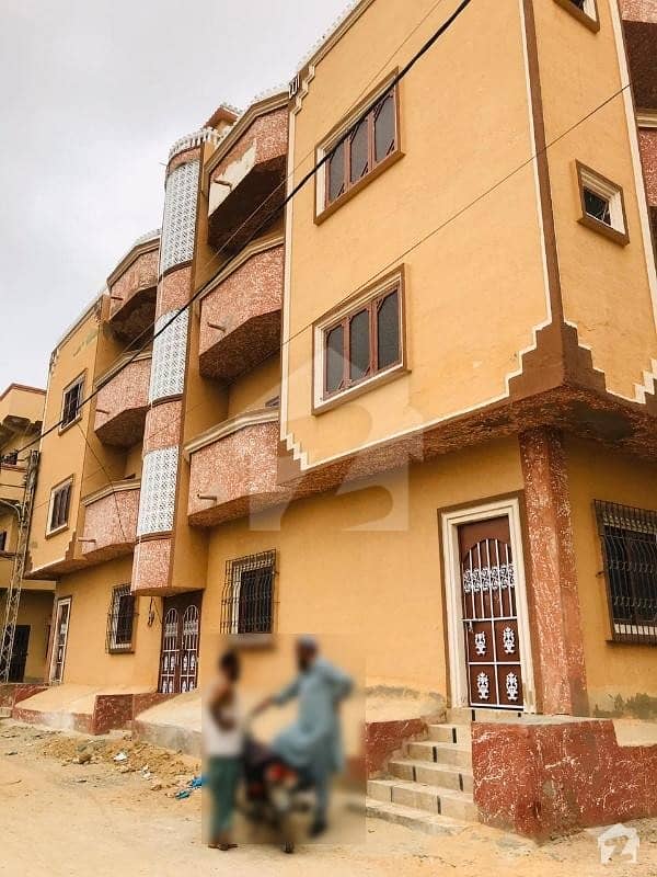 ماڑی پور کیماڑی ٹاؤن کراچی میں 7 مرلہ عمارت 1.2 کروڑ میں برائے فروخت۔