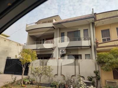 40 80 House Lower& Ground Portions Available For Rent In G-9 3