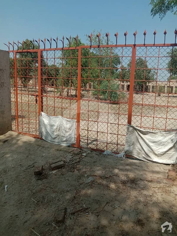 8 Kanal Poultry Farm For Rent